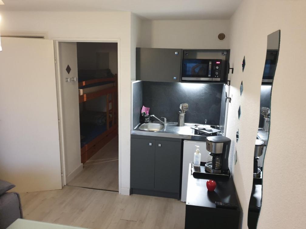 Studio Cabine Au Grau Du Roi A 3Min A Pied De La Plage Ле-Гро-дю-Руа Экстерьер фото